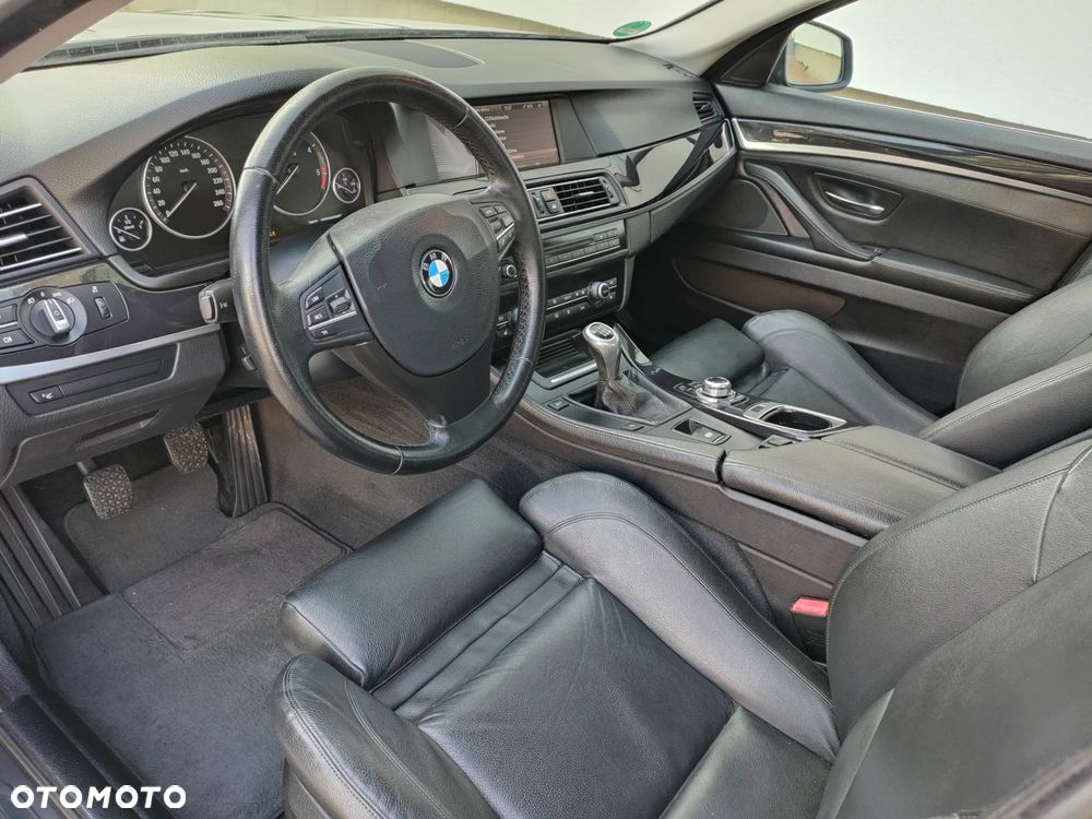 BMW Seria 5 520d Modern Line - 14