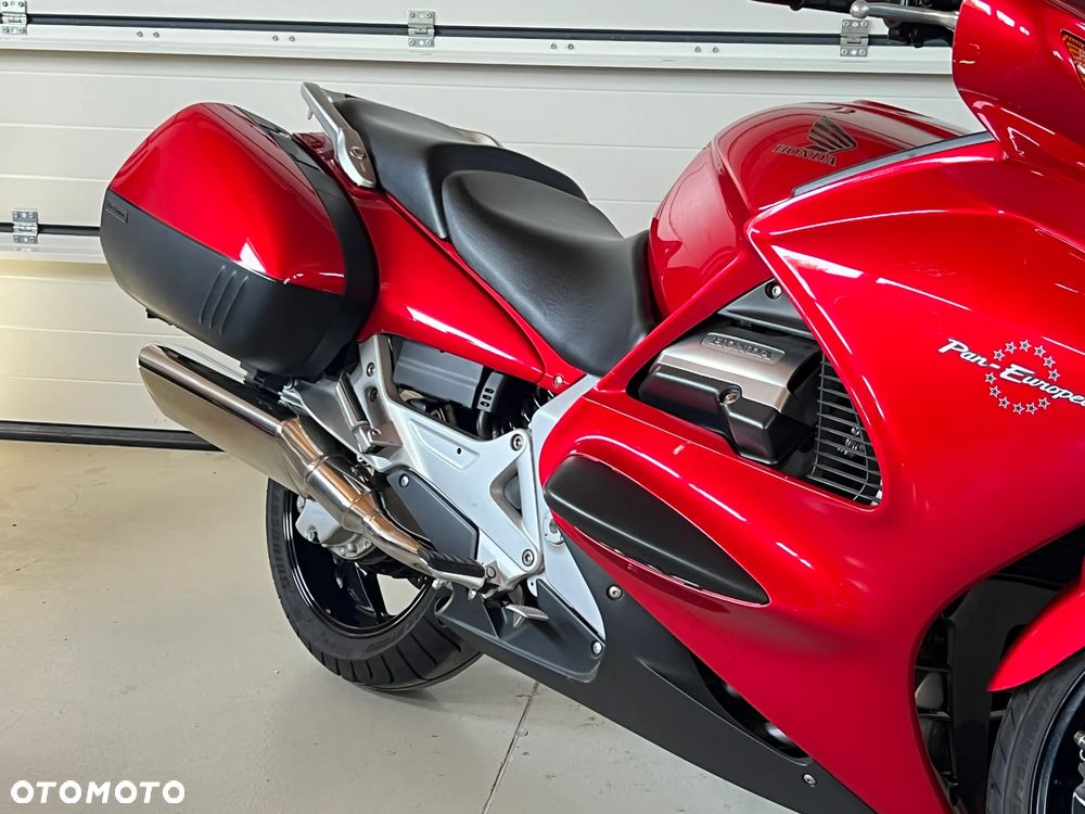 Honda ST - 18