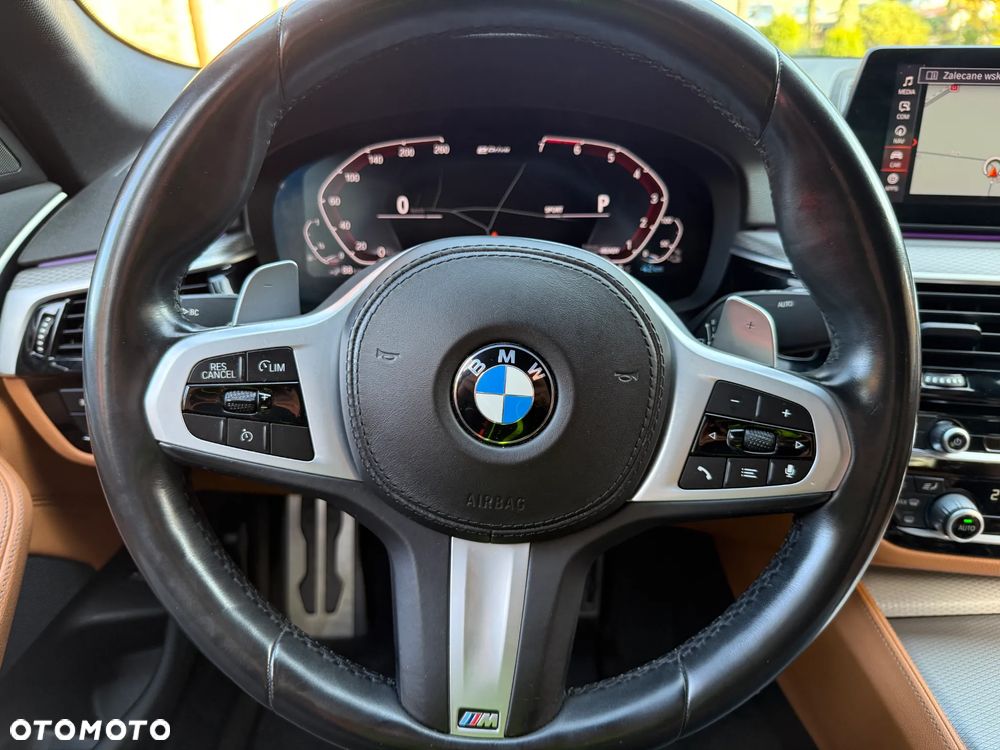 BMW Seria 5 530e iPerformance GPF Luxury Line sport - 29