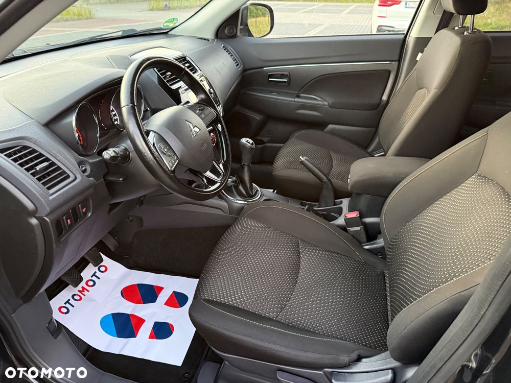 Mitsubishi ASX - 14