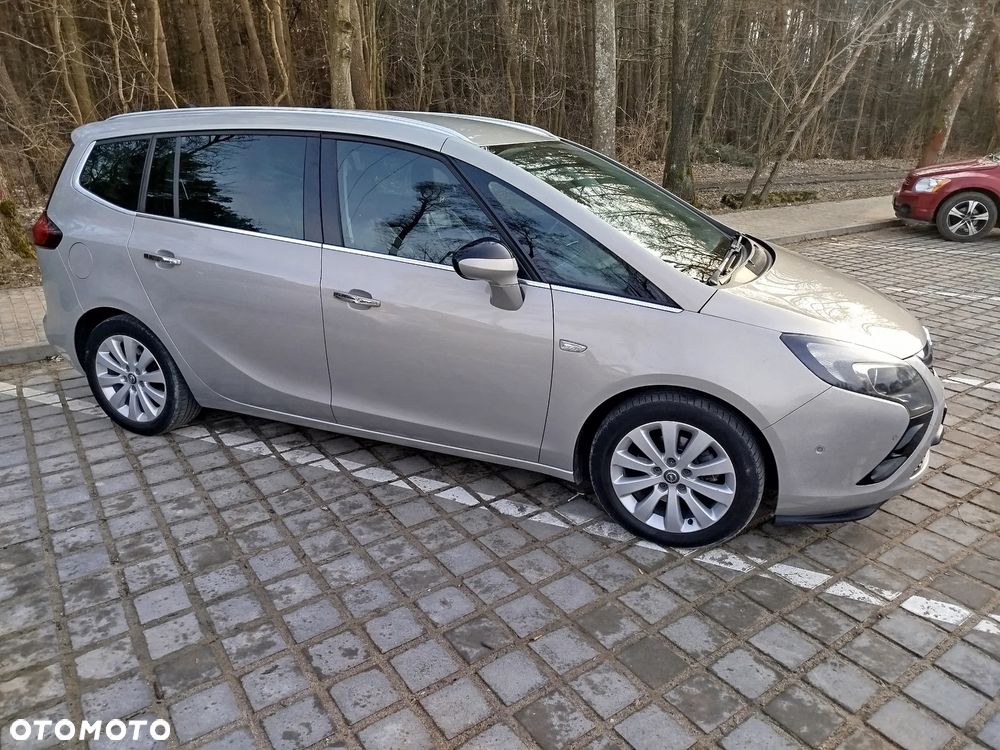 Opel Zafira 2.0 CDTI Cosmo - 4