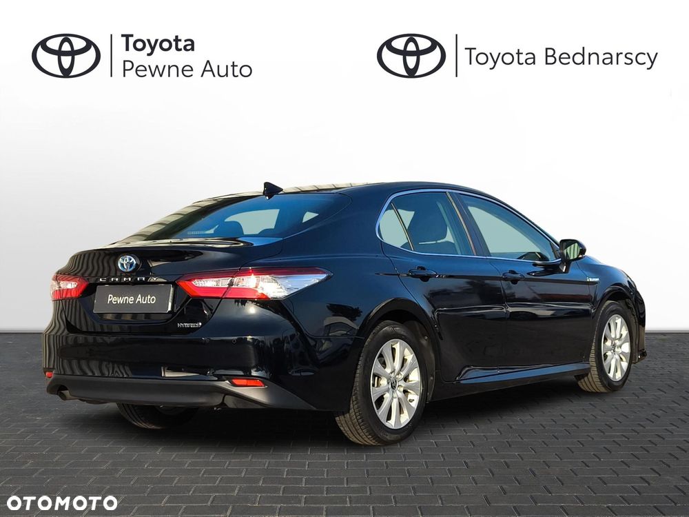 Toyota Camry 2.5 Hybrid Comfort CVT - 2