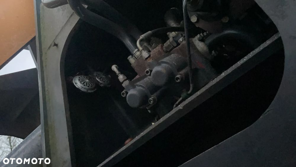 LOVOL ŁADOWARKA FOTON LOVOL 966F. - 10