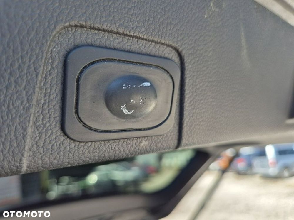 Ford Grand C-MAX - 25