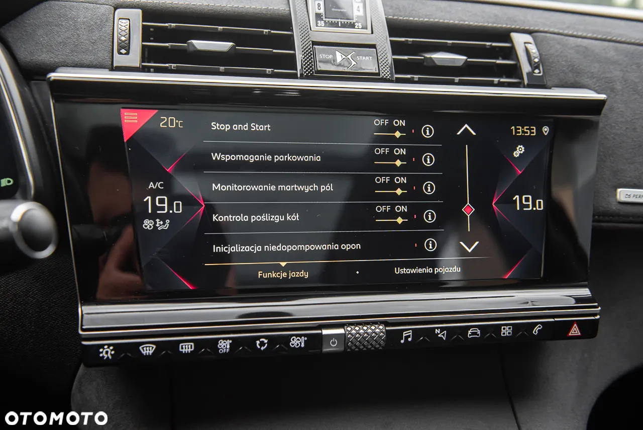 DS Automobiles DS 7 Crossback 1.6 PureTech Performance Line + - 30