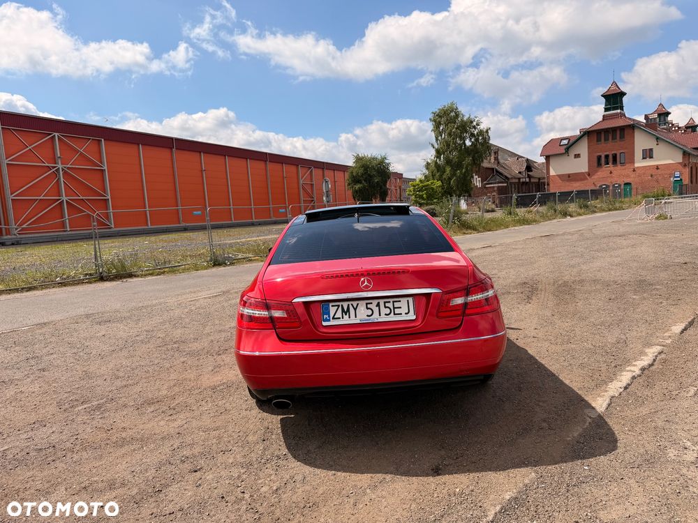 Mercedes-Benz Klasa E 250 CGI BlueEffICIENCY - 6