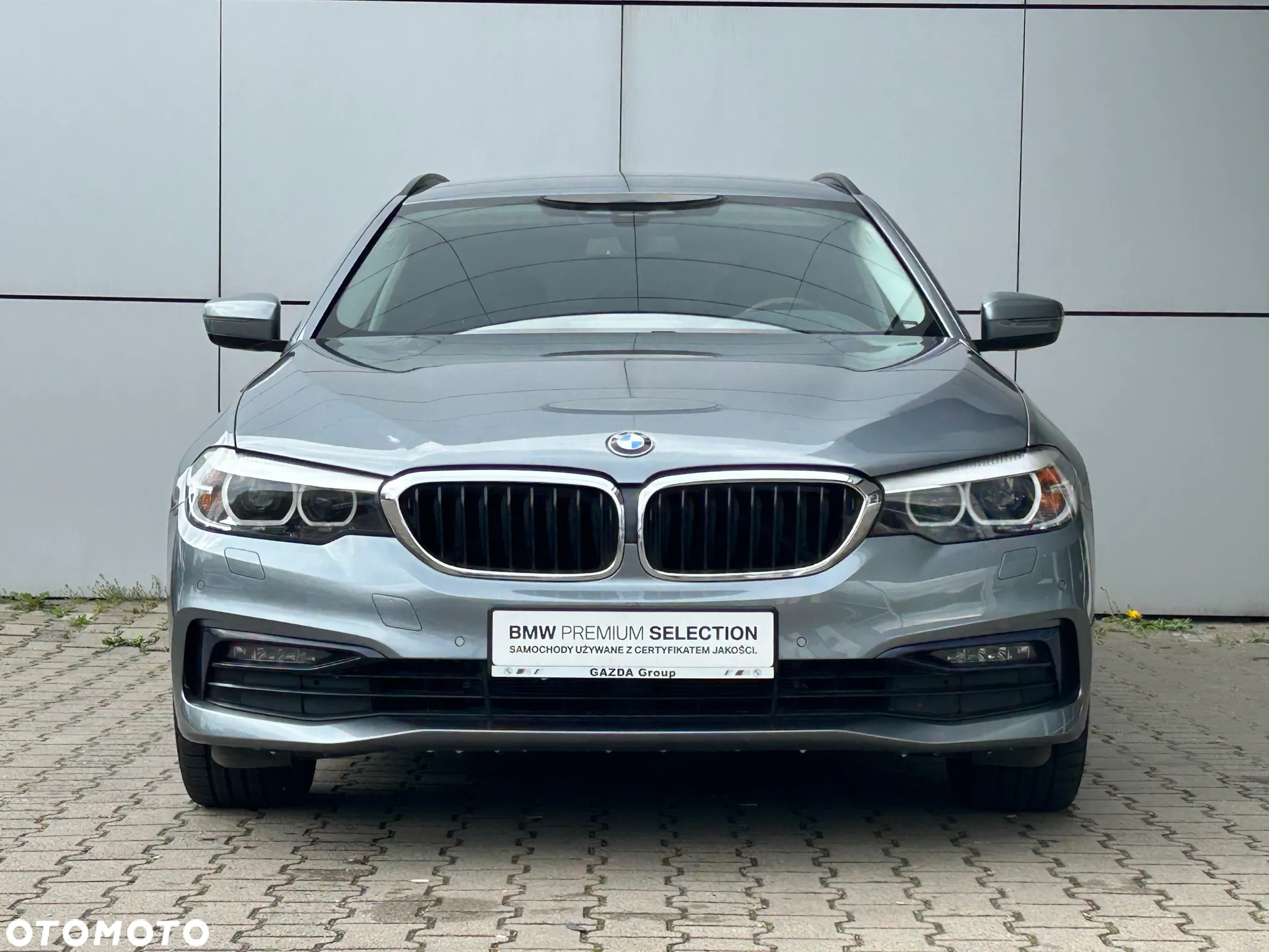 BMW Seria 5 530i xDrive Touring Sport Line - 2
