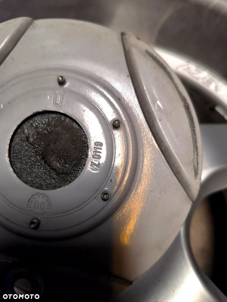 DEKIELKI Dekielek Zaślepka Duży Kołpak Kołpaczek AZEV do felgi aluminiowej alufelgi TYP K 2sztuki Dekiel 2szt. Legnica ORYGINALNE ORYGINAŁ ZE śrubką Z0119 - 8