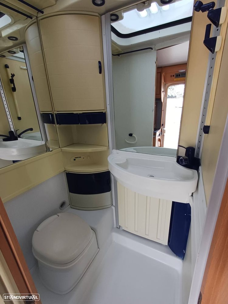 Renault Master Hymer - 17