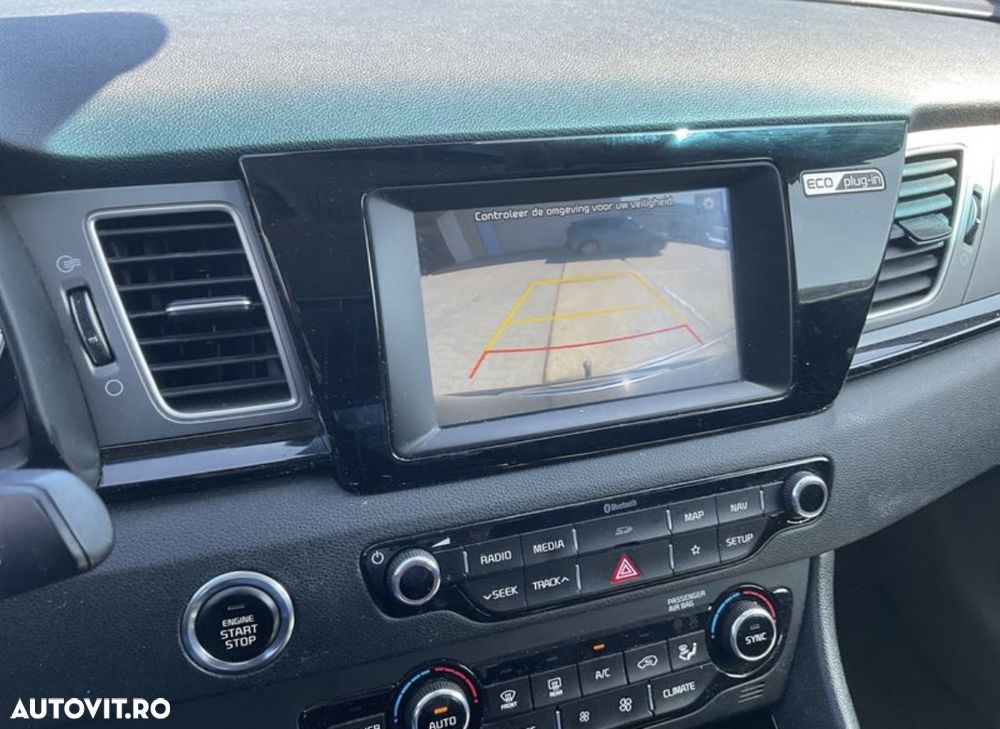Kia Niro 1.6 GDI 6DCT PHEV Comfort - 9