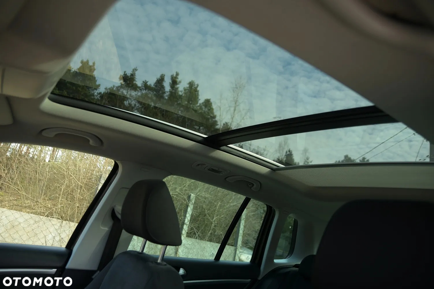 Volkswagen Tiguan 2.0 TDI R-Style - 36