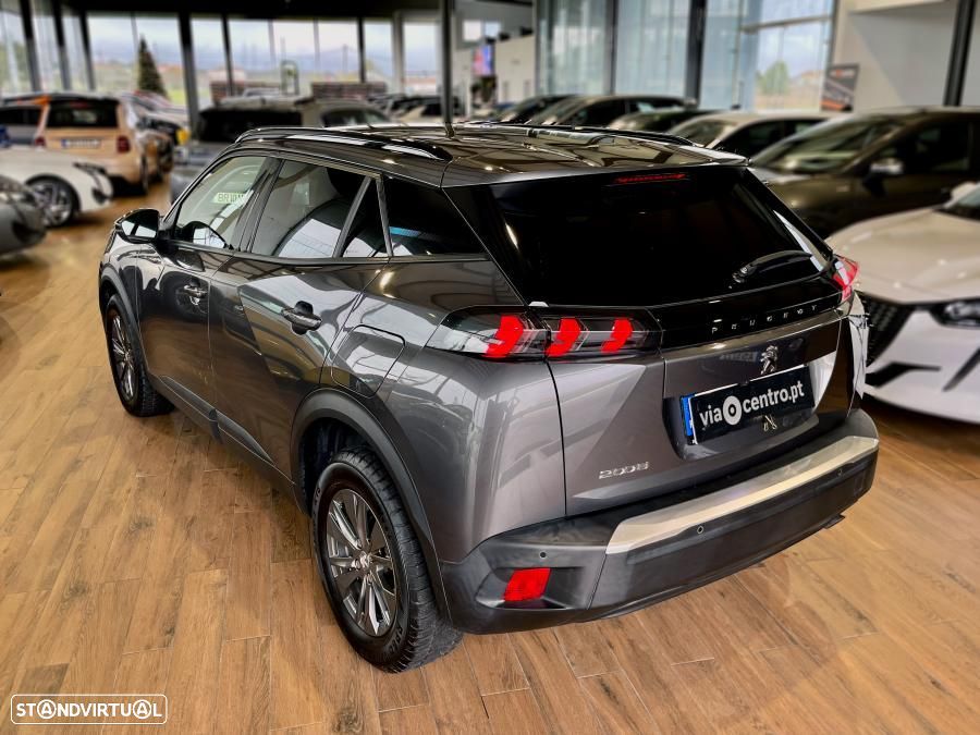 Peugeot 2008 1.2 PureTech Style - 4