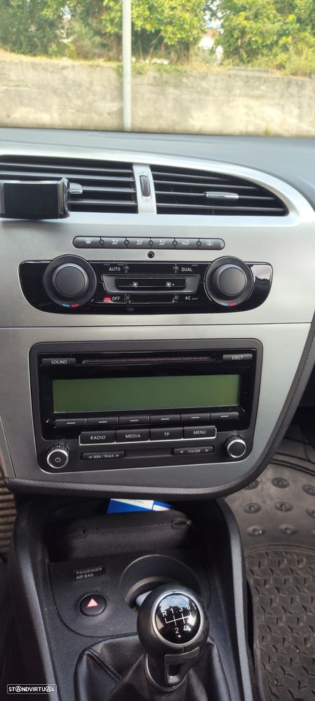 SEAT Leon 1.6 TDI DPF E-Ecomotive Style - 6