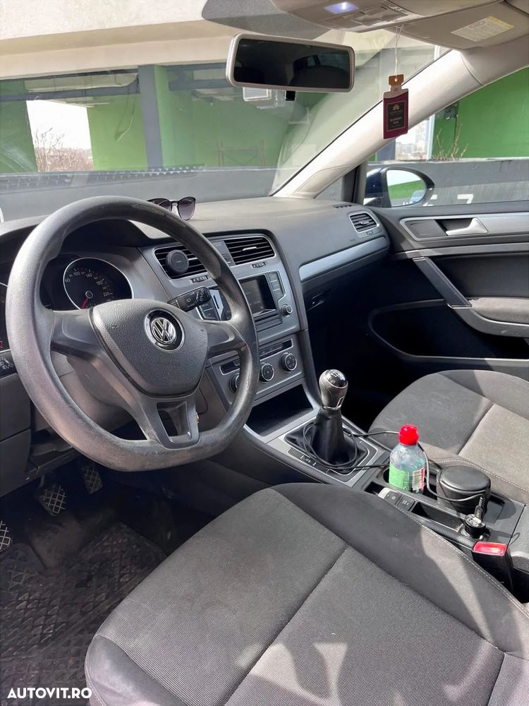 Volkswagen Golf 1.6 TDI DPF BlueMotion Technology Comfortline - 9