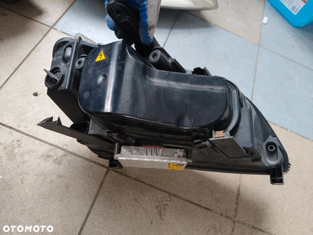 Lampy ford C-Max MK1 Xenon prawa lewa - 8