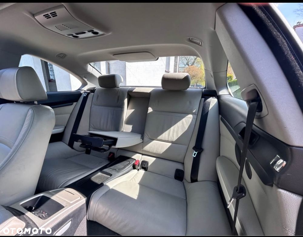 BMW Seria 3 330xd Coupe - 9