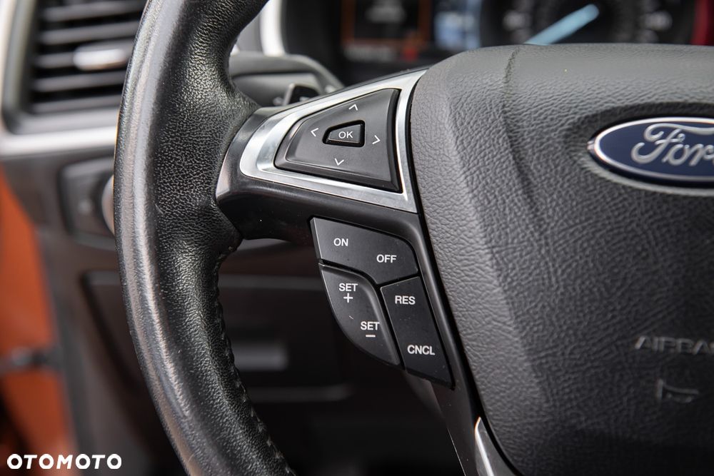 Ford Edge - 24