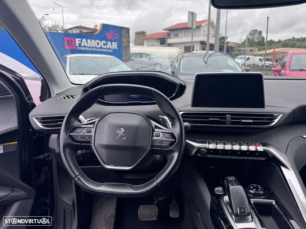 Peugeot 3008 1.2 PureTech Allure EAT8 - 10