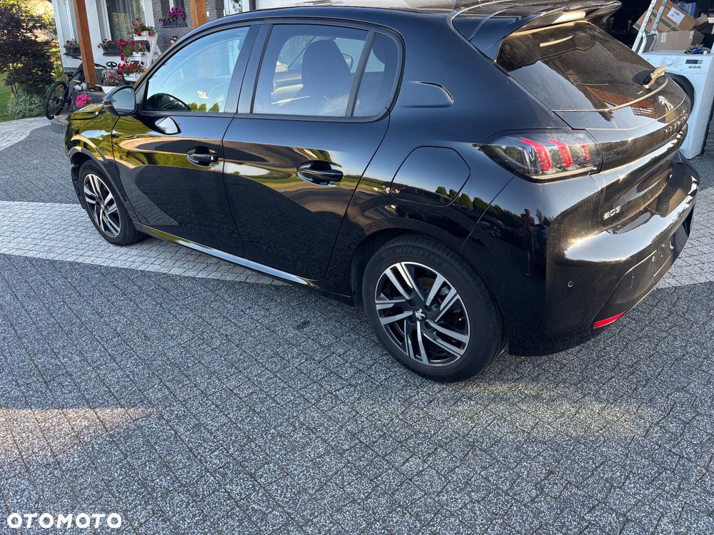 Peugeot 208 - 2