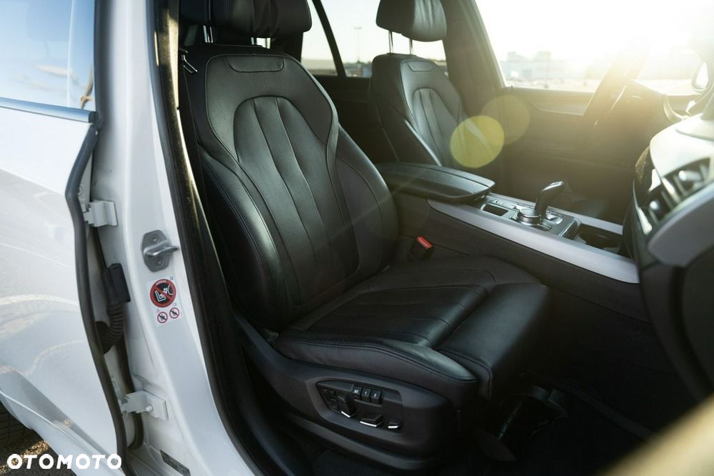 BMW X5 xDrive25d Sport-Aut - 25