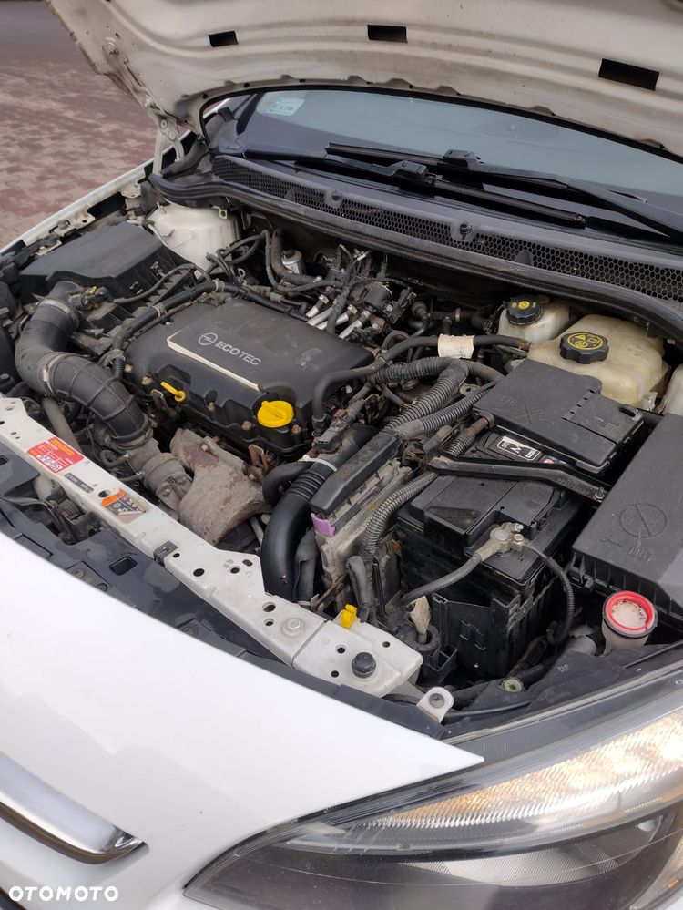 Opel Astra 1.4 Turbo ecoFLEX Start/Stop Active - 21