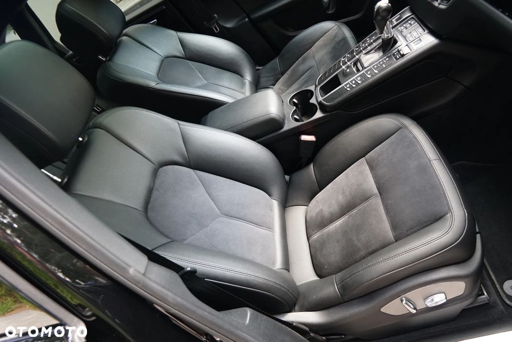 Porsche Macan - 17