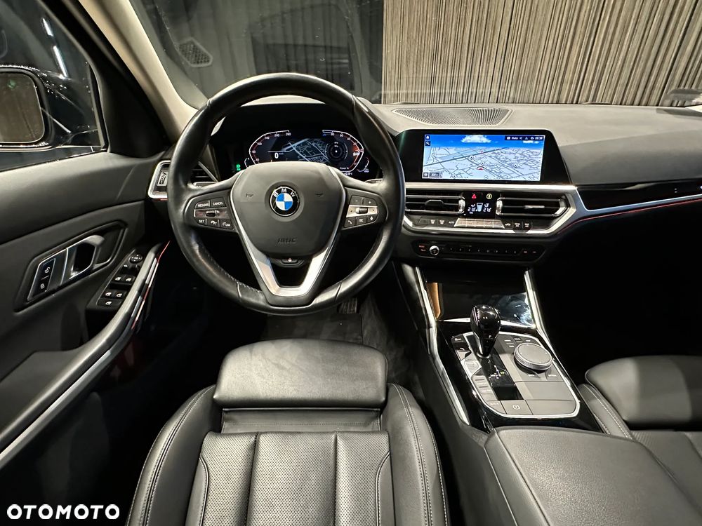 BMW Seria 3 320d xDrive Sport Line - 5