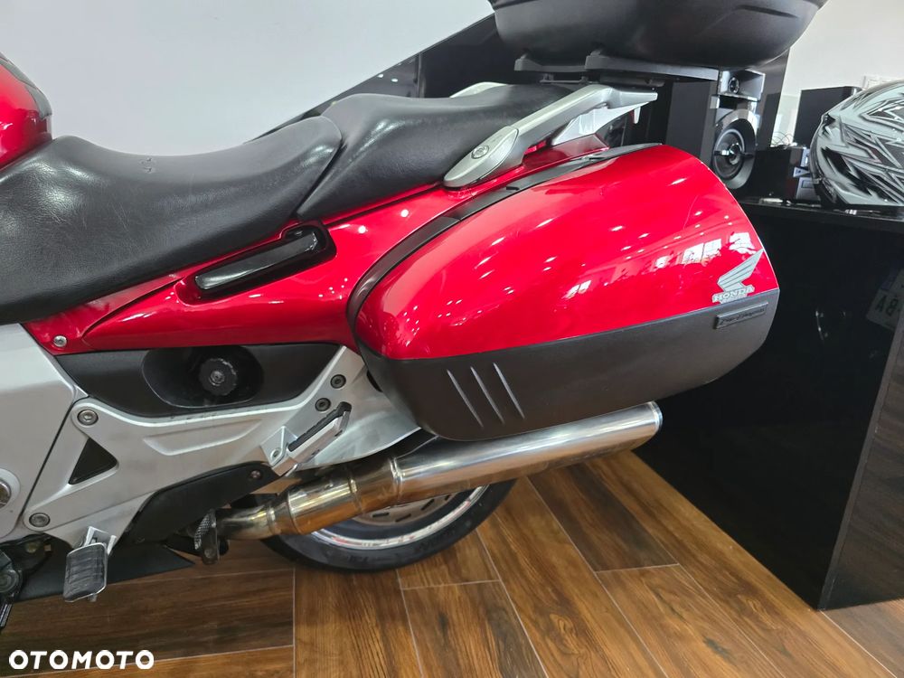 Honda ST - 18