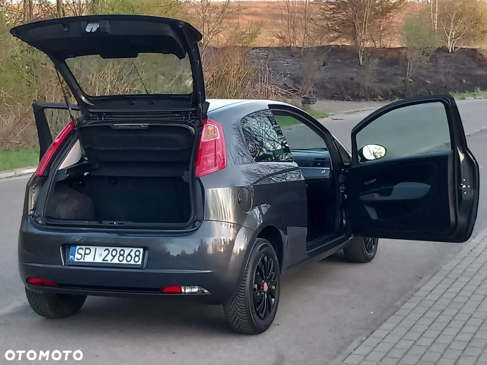 Fiat Grande Punto 1.4 8V Energy - 10