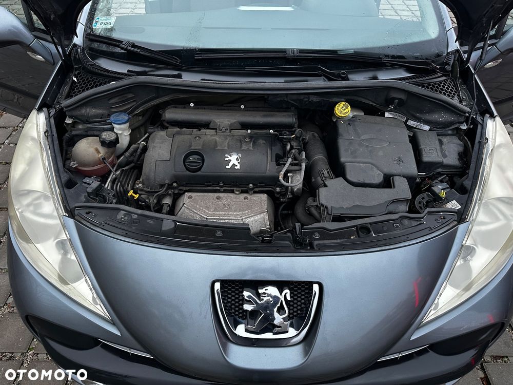 Peugeot 207 CC - 13