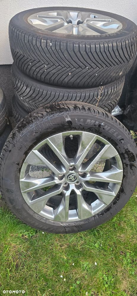 Toyota RAV4 - 39