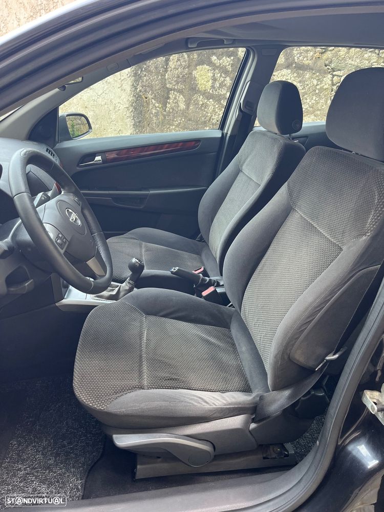 Opel Astra 1.7 CDTI Cosmo M5 - 14