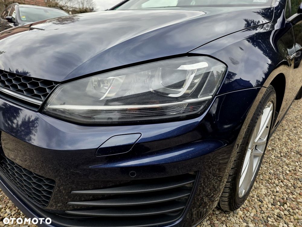 Volkswagen Golf - 24