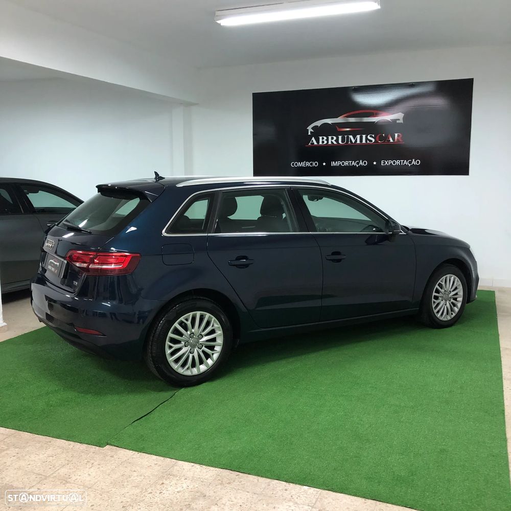 Audi A3 Sportback 1.6 TDI - 5