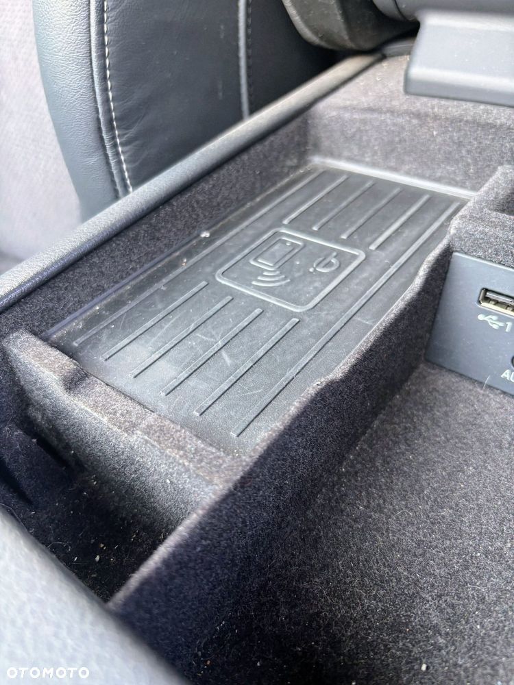 Audi A6 Avant 2.0 TDI Ultra S tronic - 27