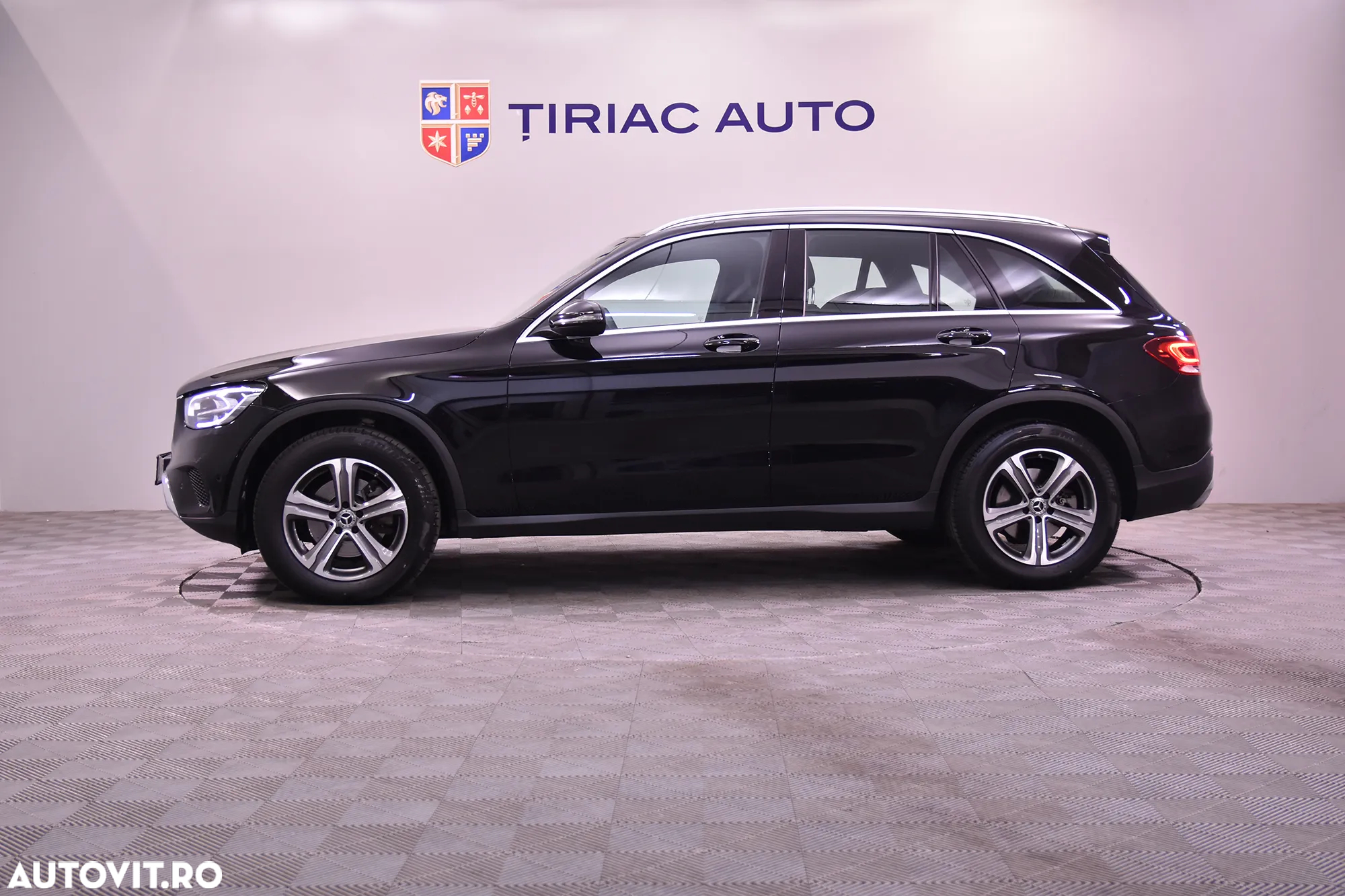 Mercedes-Benz GLC 220 d 4MATIC - 2