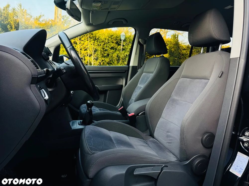 Volkswagen Touran 2.0 TDI DPF Highline Perfectline - 26