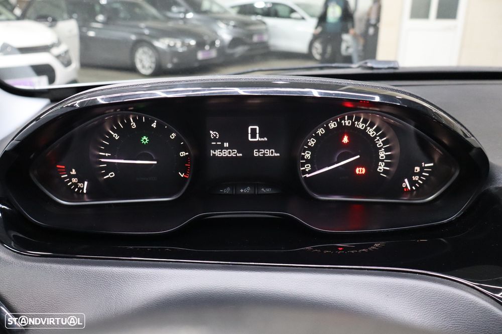 Peugeot 208 PureTech 82 Winter Edition - 21