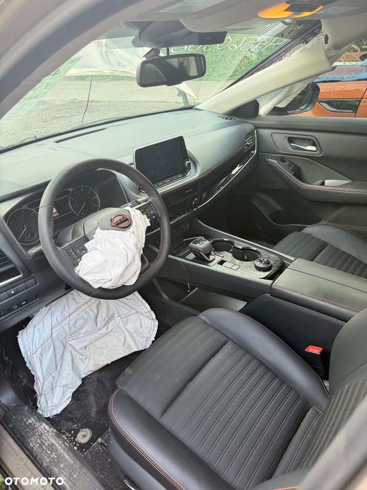 Nissan Rogue - 7