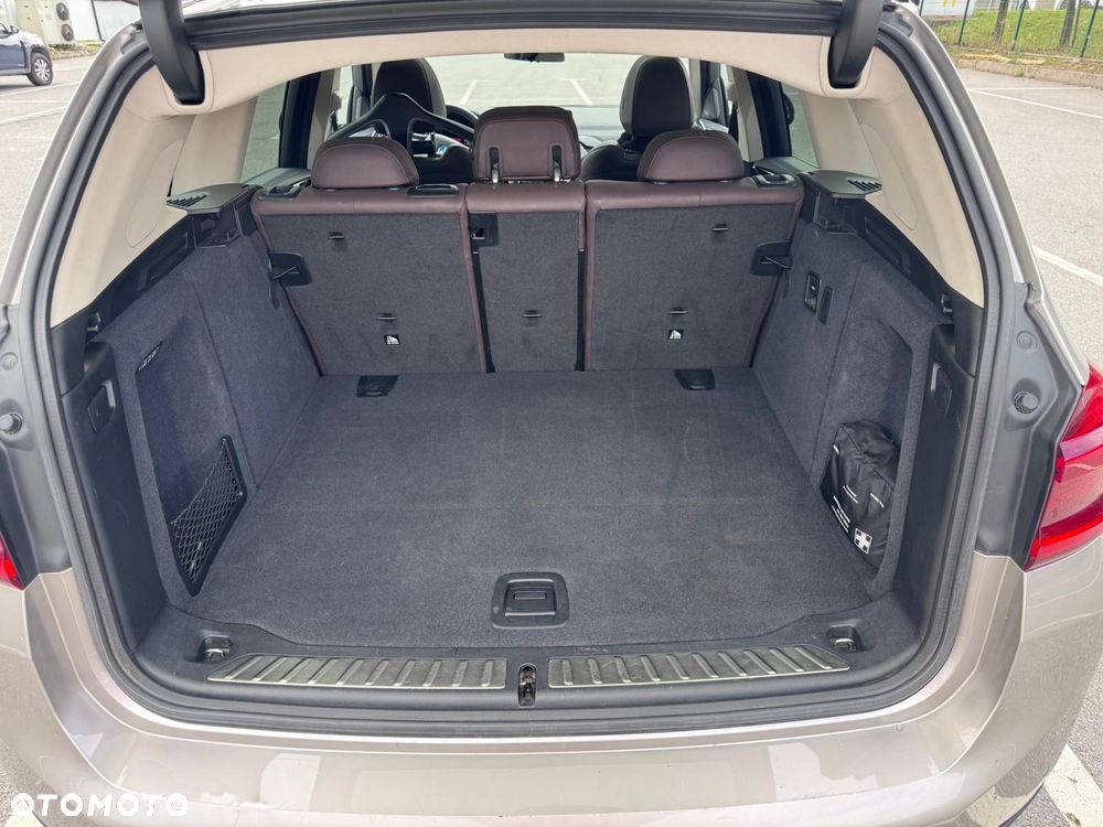 BMW iX3 Standard - 13
