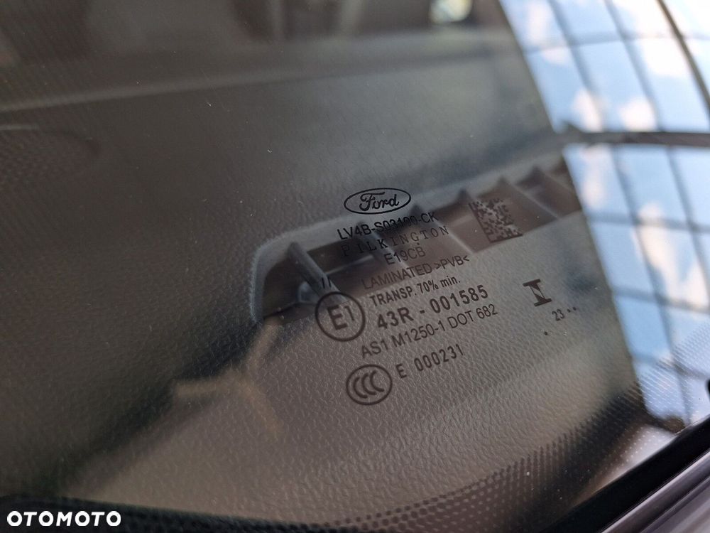 Ford Kuga 1.5 EcoBoost FWD ST-Line - 15