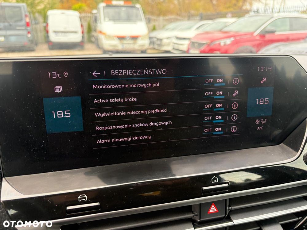 Citroën C4 BlueHDi 130 Stop&Start EAT8 MAX - 27