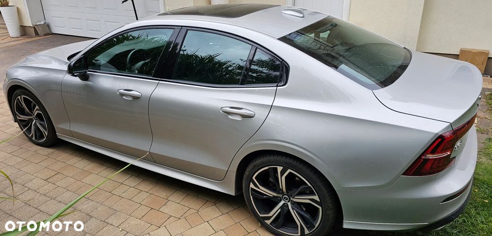 Volvo S60 B5 B AWD Ultimate Dark - 8