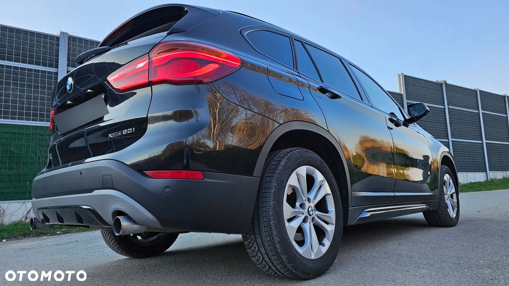 BMW X1 xDrive20i GPF Sport Line sport - 5
