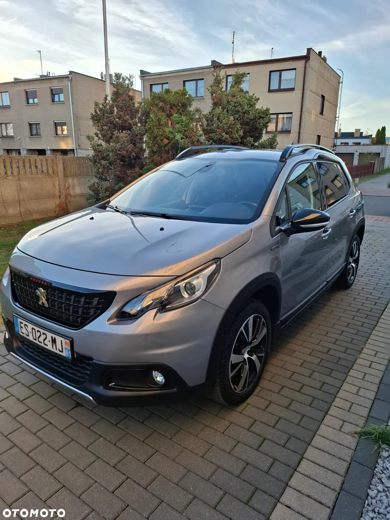 Peugeot 2008 PureTech 110 Stop&Start GT-Line Edition - 3