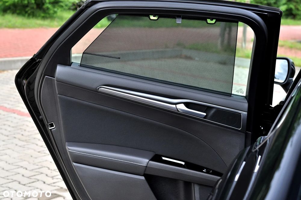 Ford Mondeo 2.0 EcoBlue Titanium - 19