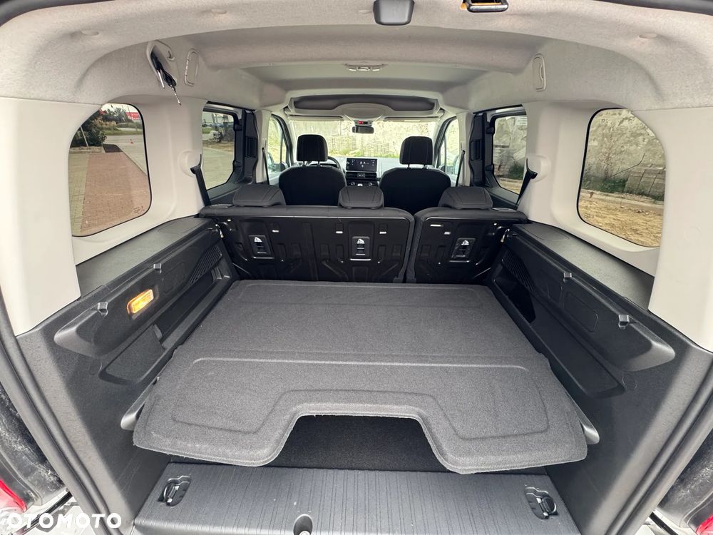 Toyota Proace City Verso 2024