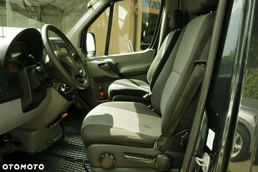 Volkswagen Crafter - 13