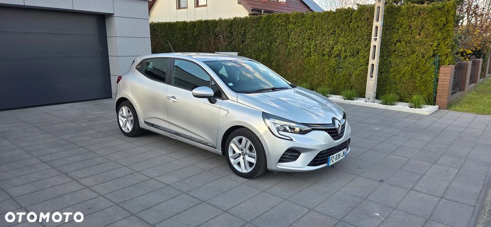 Renault Clio - 1