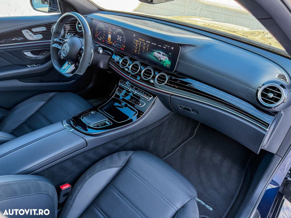 Mercedes-Benz E 53 AMG 4Matic AMG Speedshift 9G-TCT - 29